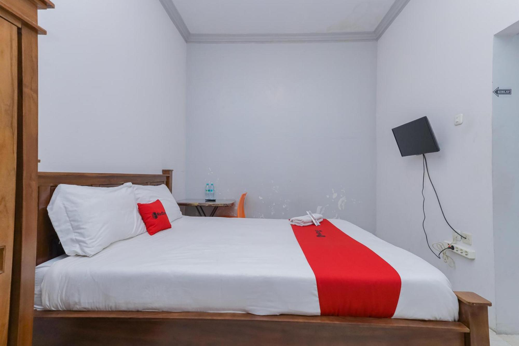 Reddoorz At Pondok Candra Surabaja Zewnętrze zdjęcie