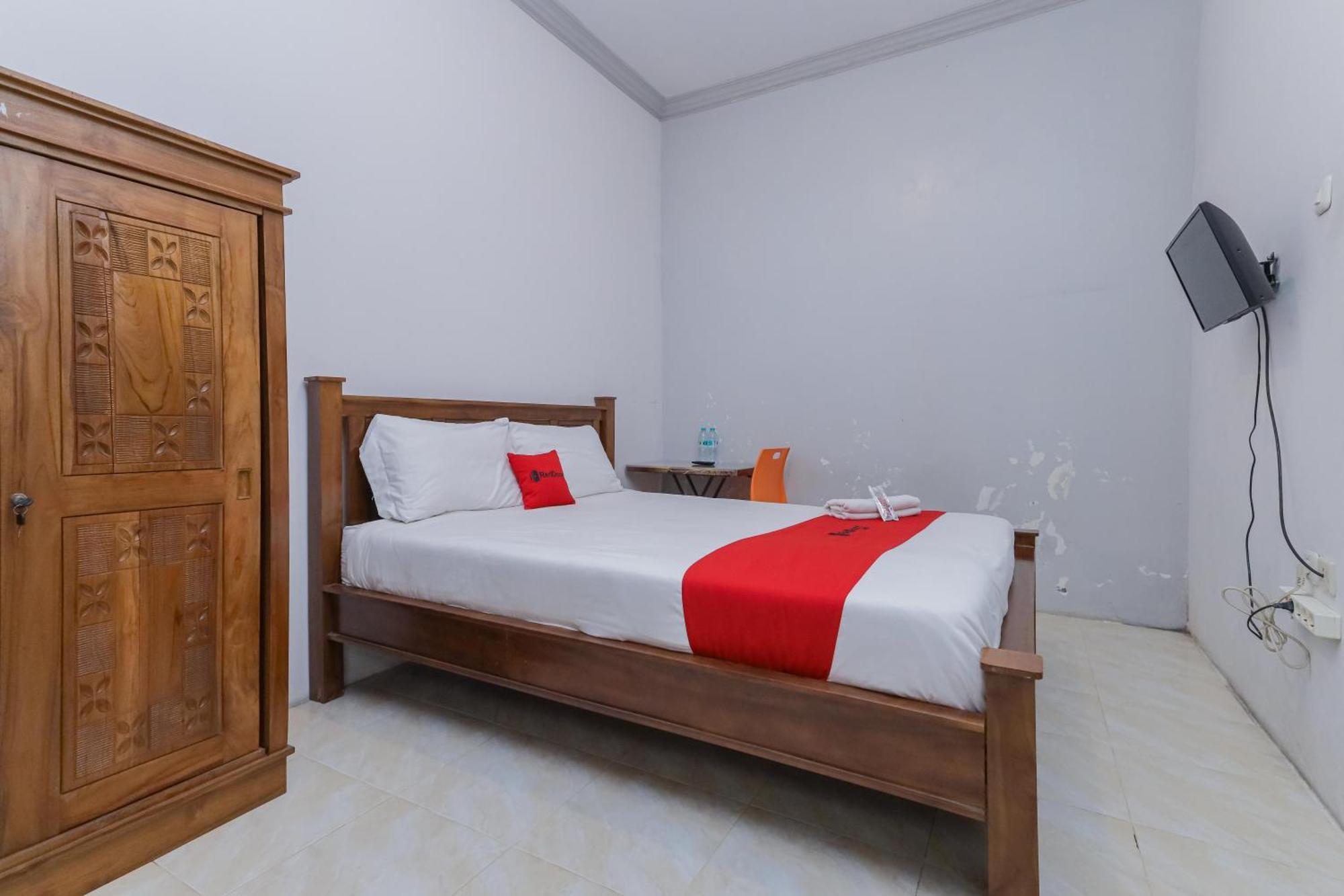 Reddoorz At Pondok Candra Surabaja Zewnętrze zdjęcie