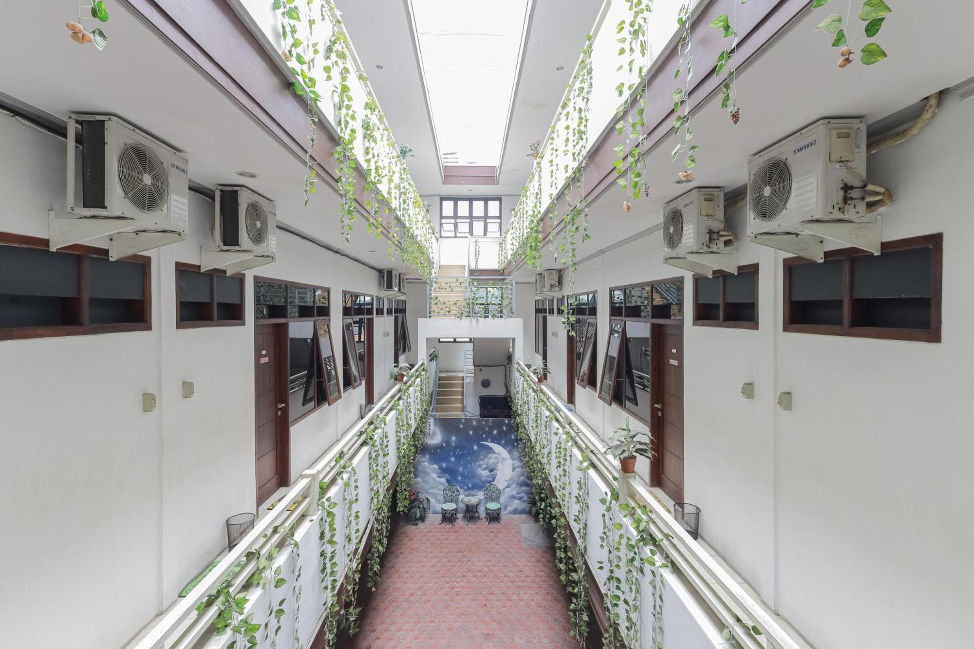 Reddoorz At Pondok Candra Surabaja Zewnętrze zdjęcie