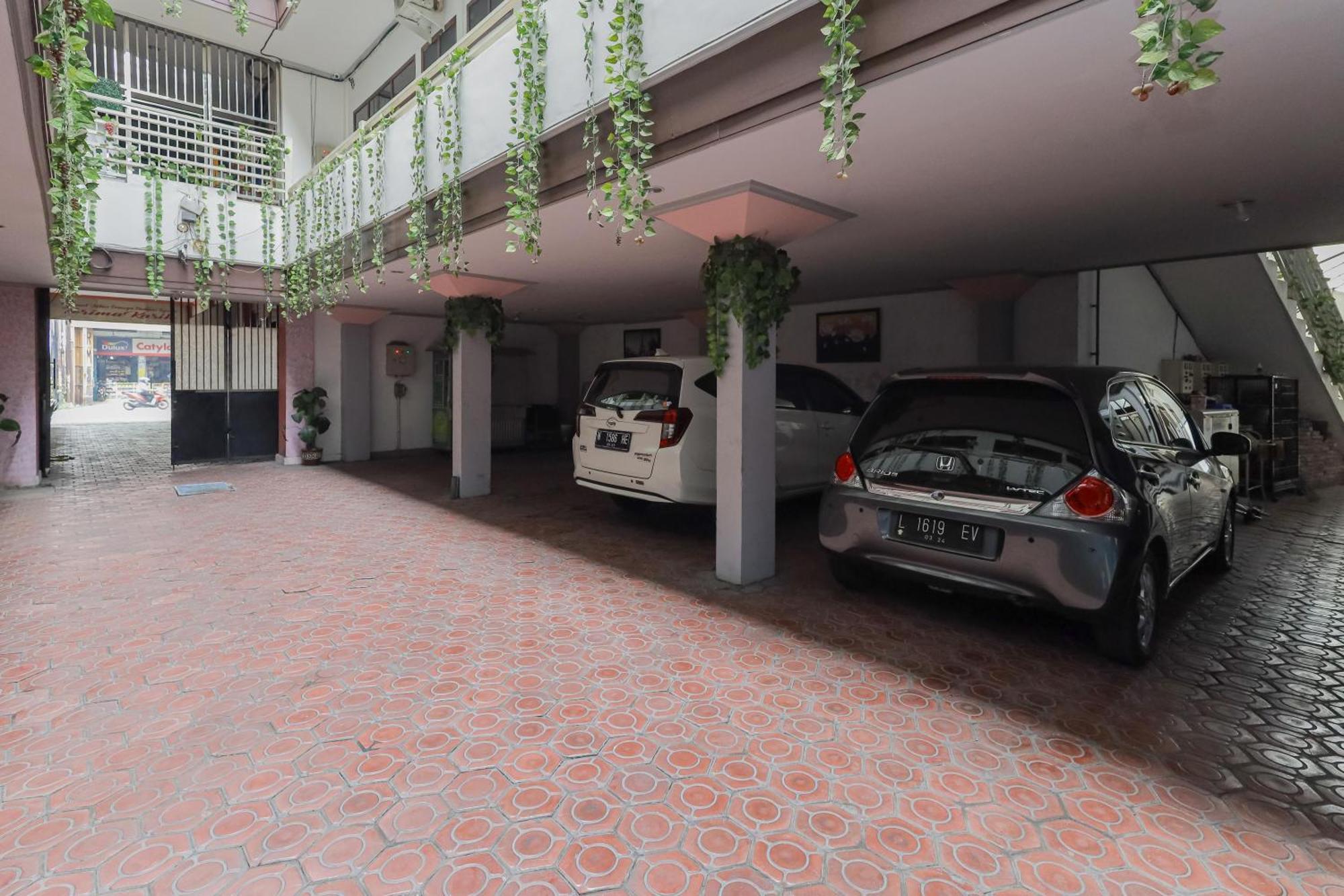 Reddoorz At Pondok Candra Surabaja Zewnętrze zdjęcie