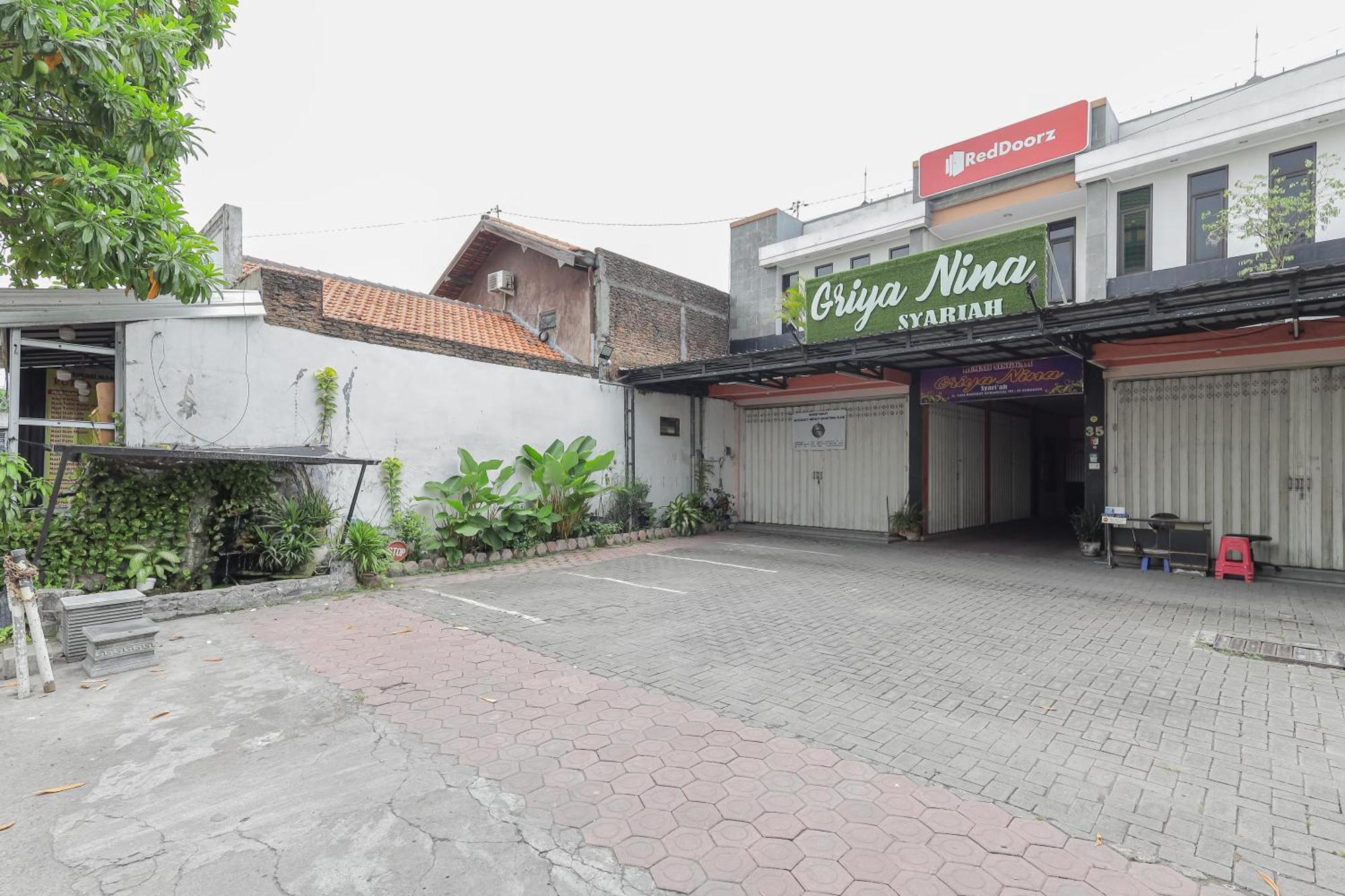 Reddoorz At Pondok Candra Surabaja Zewnętrze zdjęcie