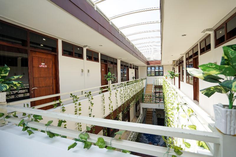 Reddoorz At Pondok Candra Surabaja Zewnętrze zdjęcie